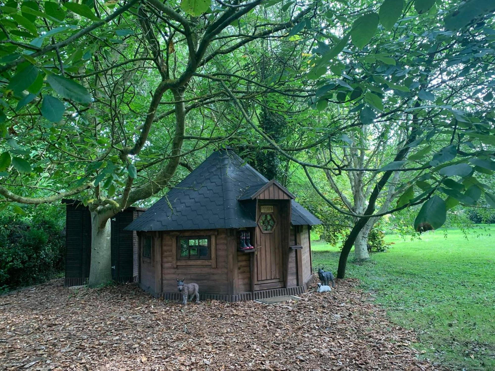 Starry Meadow & Rescued Animal Experiences Villa เกรทยาร์มัธ ห้อง รูปภาพ